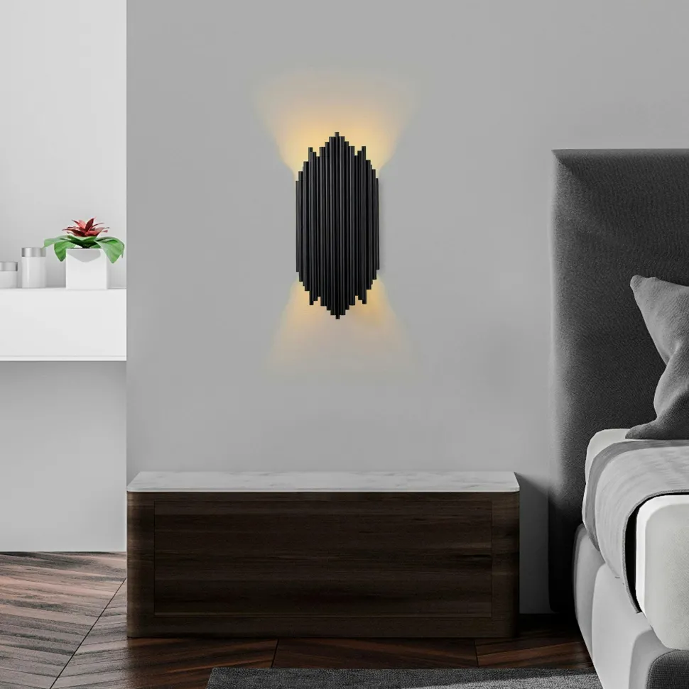 Applique design noire, structure graphique en tubes SFAX
