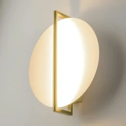 Applique murale dorée – disque blanc minimaliste WINDER