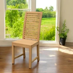 Chaise en bois d'hévéa dossier haut à barreaux NEW ORLEANS