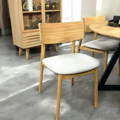 Chaise en bois moderne (finition chêne huilé) COLOGNE