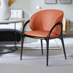 Chaise en cuir gris foncé dos rond accoudoirs bois clair ALDER