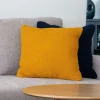 Coussin déco moutarde en coton recyclé BRUGES