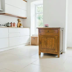 Fauteuil de bureau à roulettes cuir havane et bois TIM