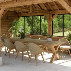 Salon de jardin teck naturel 1 table pieds inclinés 300 cm + 8 fauteuils bois MANY