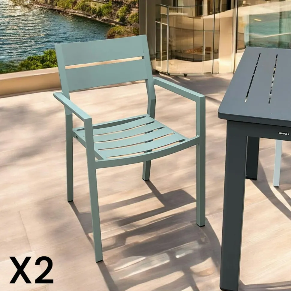 Table de jardin en aluminium finition gris sable 140 cm STOCKHOLM